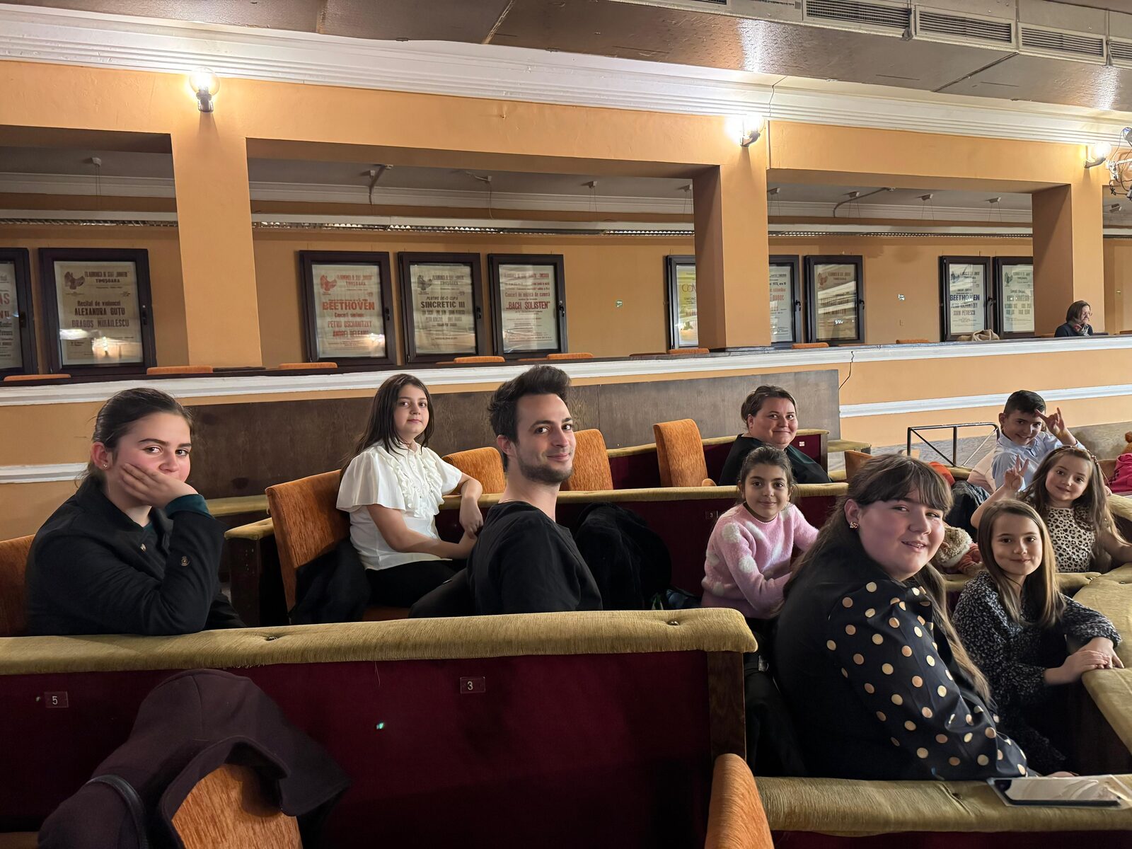 Moment de la o activitate extrașcolară a academiei 6